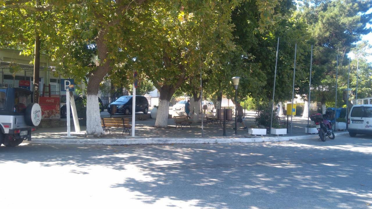 Sunray Separate Villa Skala Sotiros Bagian luar foto