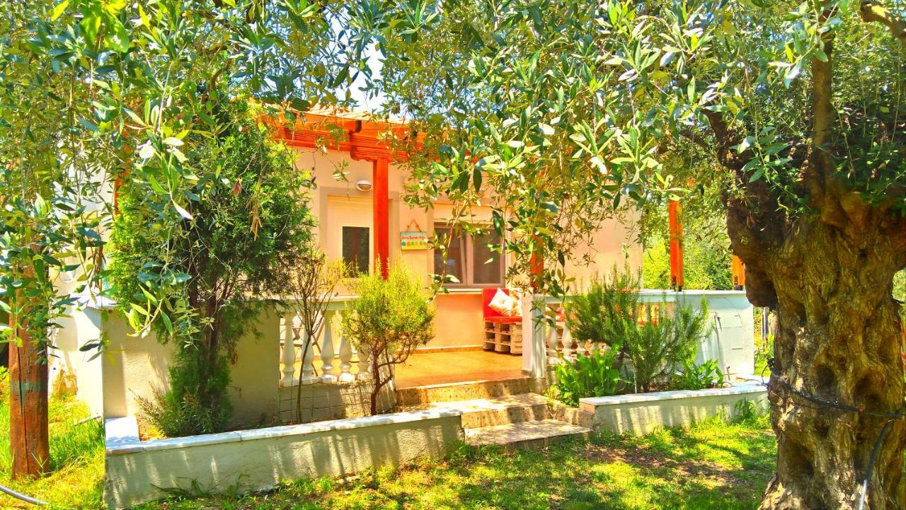 Sunray Separate Villa Skala Sotiros Bagian luar foto